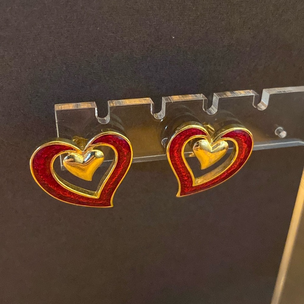 Vintage Avon Gold Tone Red Enamel Double Heart Pierced Earrings
